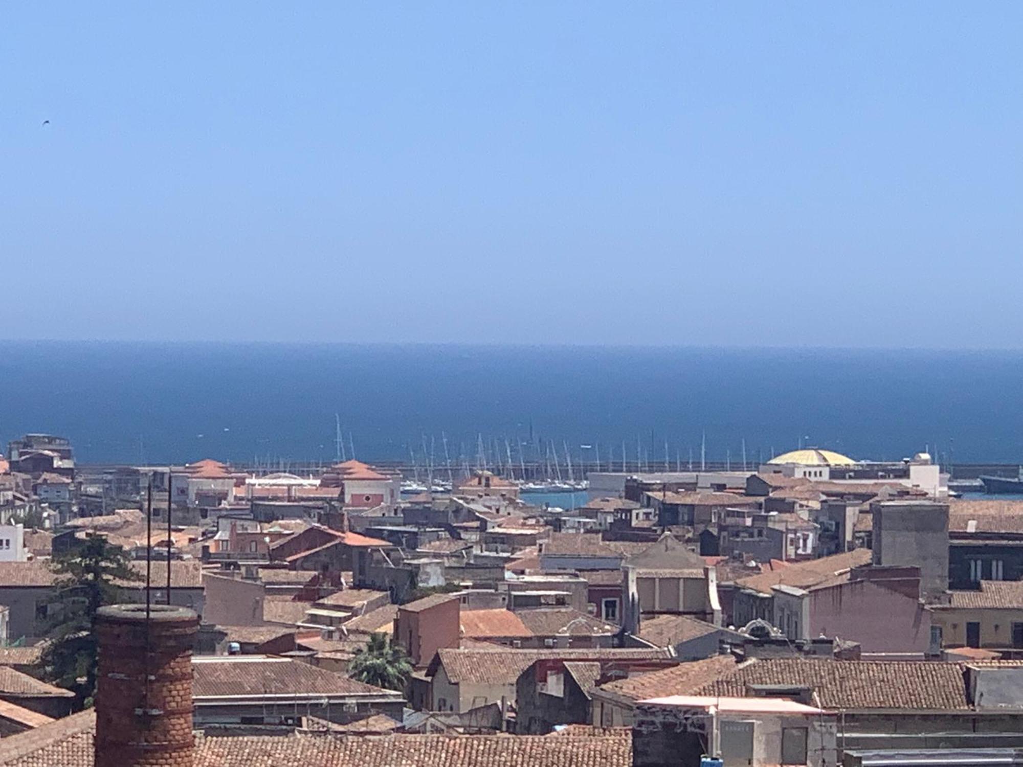 Penthouse Garibaldi Apartment Catania Exterior photo